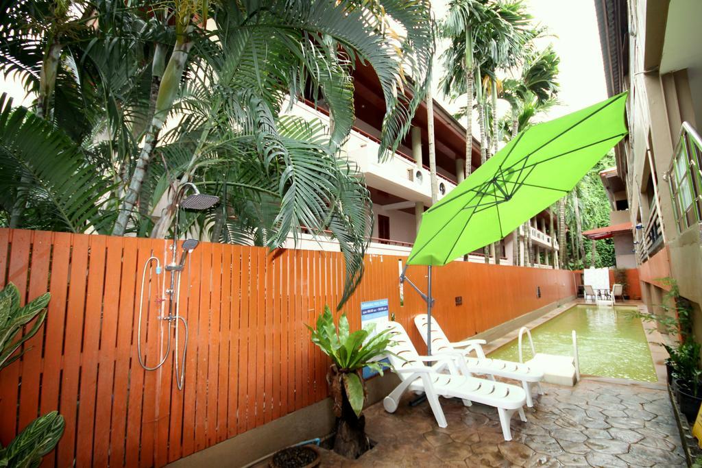 Baywatch Boutique Hotel Ao Nang Krabi town Exterior foto